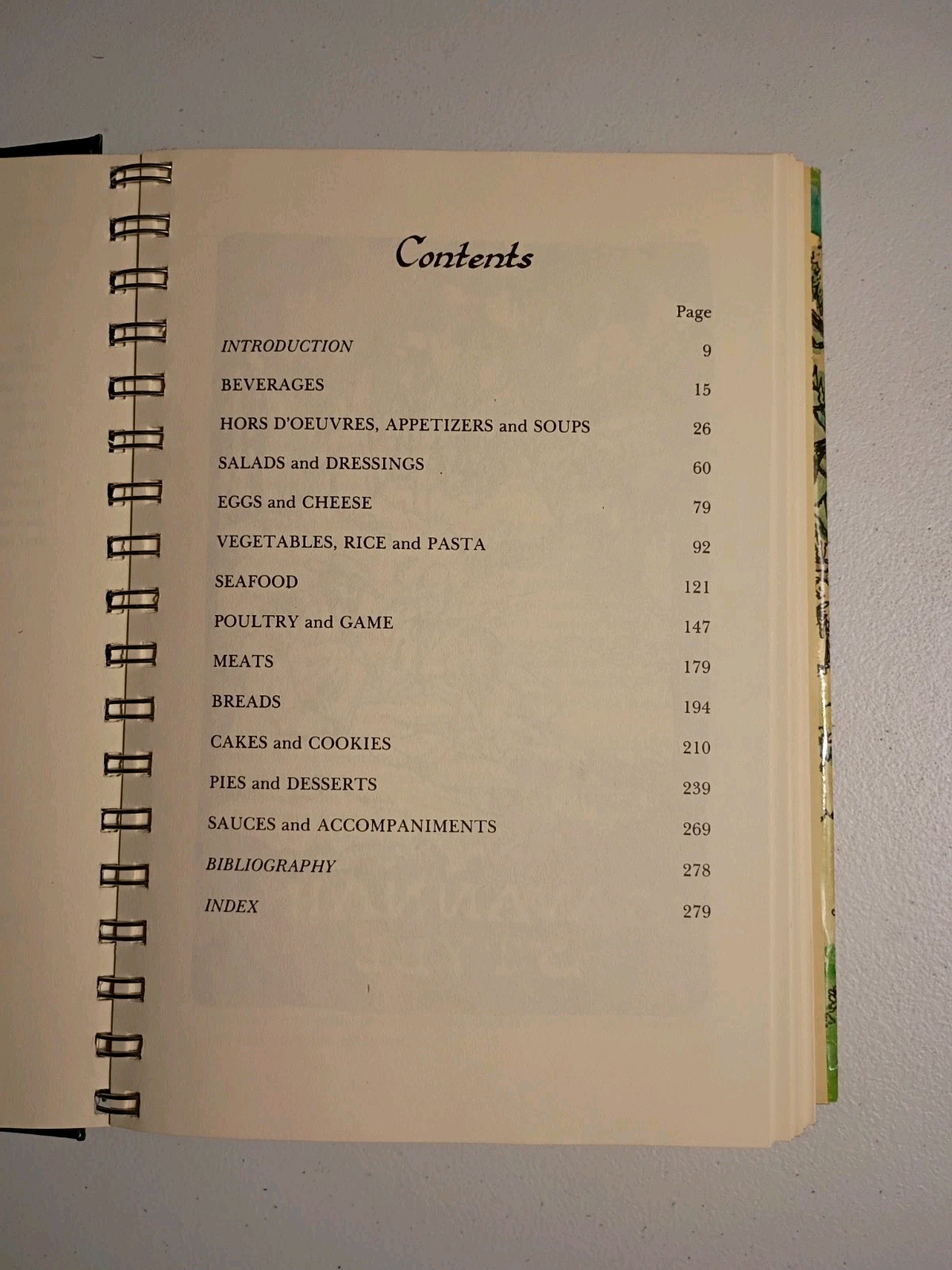 Savannah Style: A Cookbook by Junior League of Savannah 1981 Ringbound Hardcover