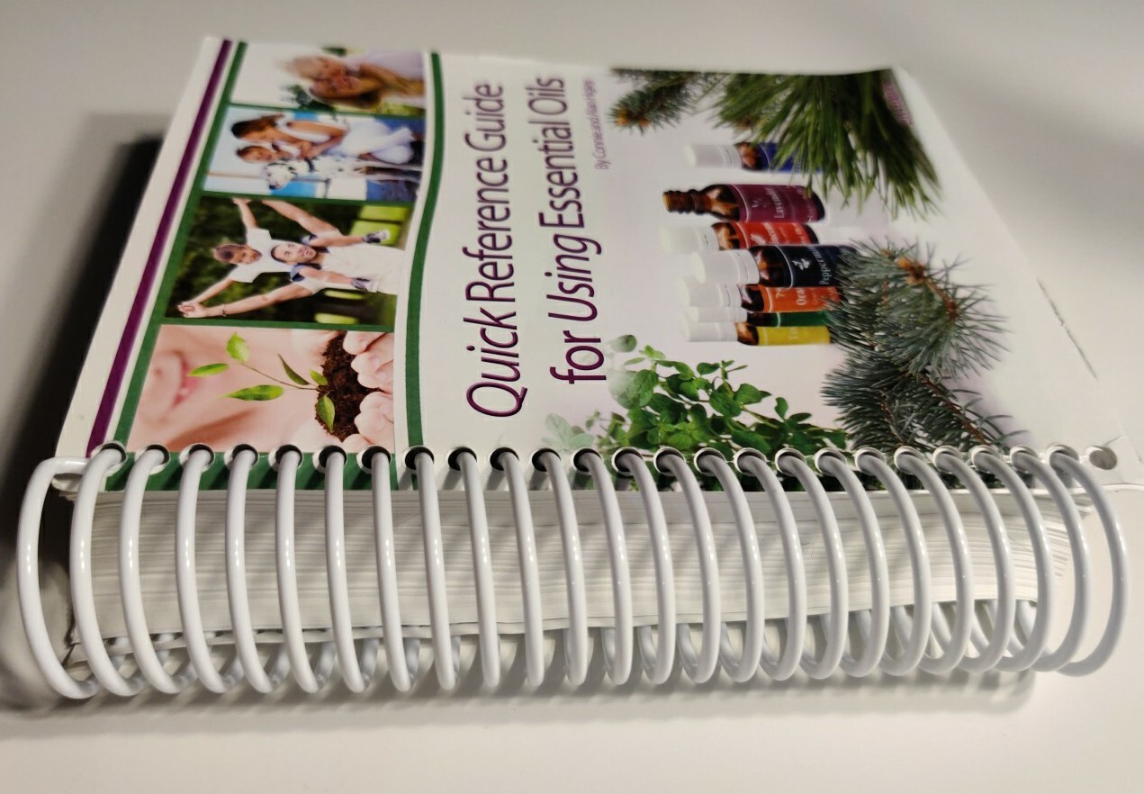 Quick Reference Guide for Using Essential Oils by Connie And Alan Higley