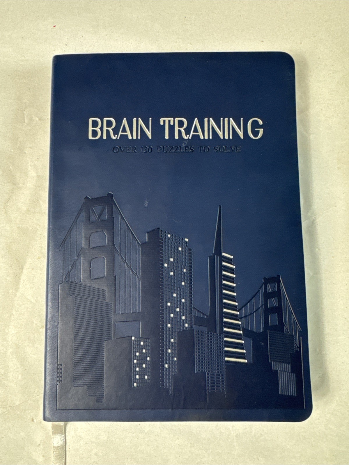 Brain Training: Over 130 Puzzles To Solve By Hinkler Books