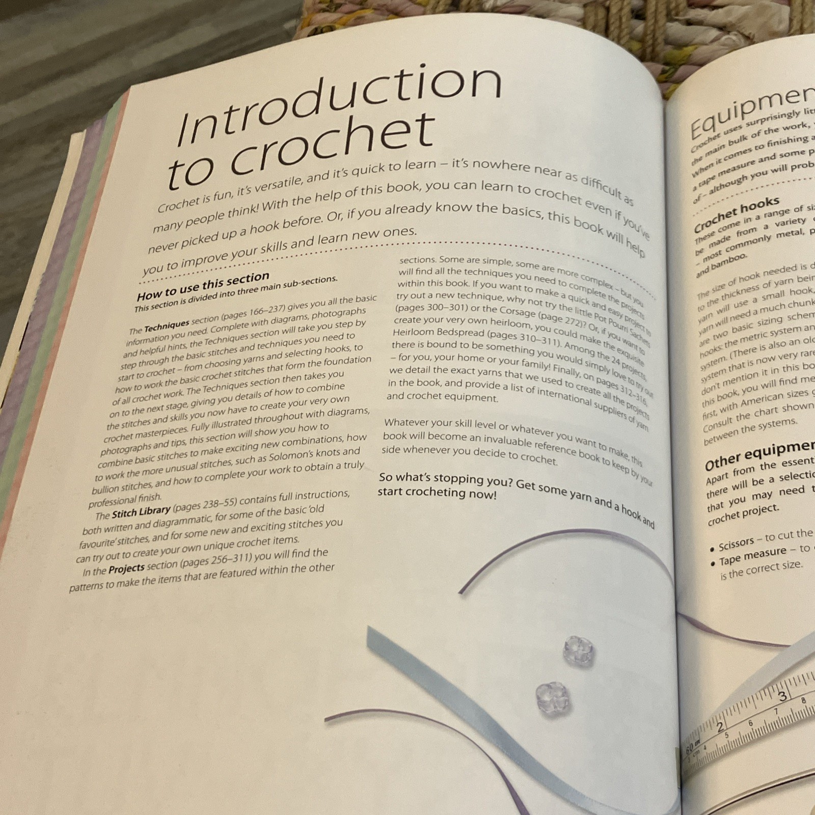 The Knitting & Crochet Bible Complete Handbook for Knitting and Crochet