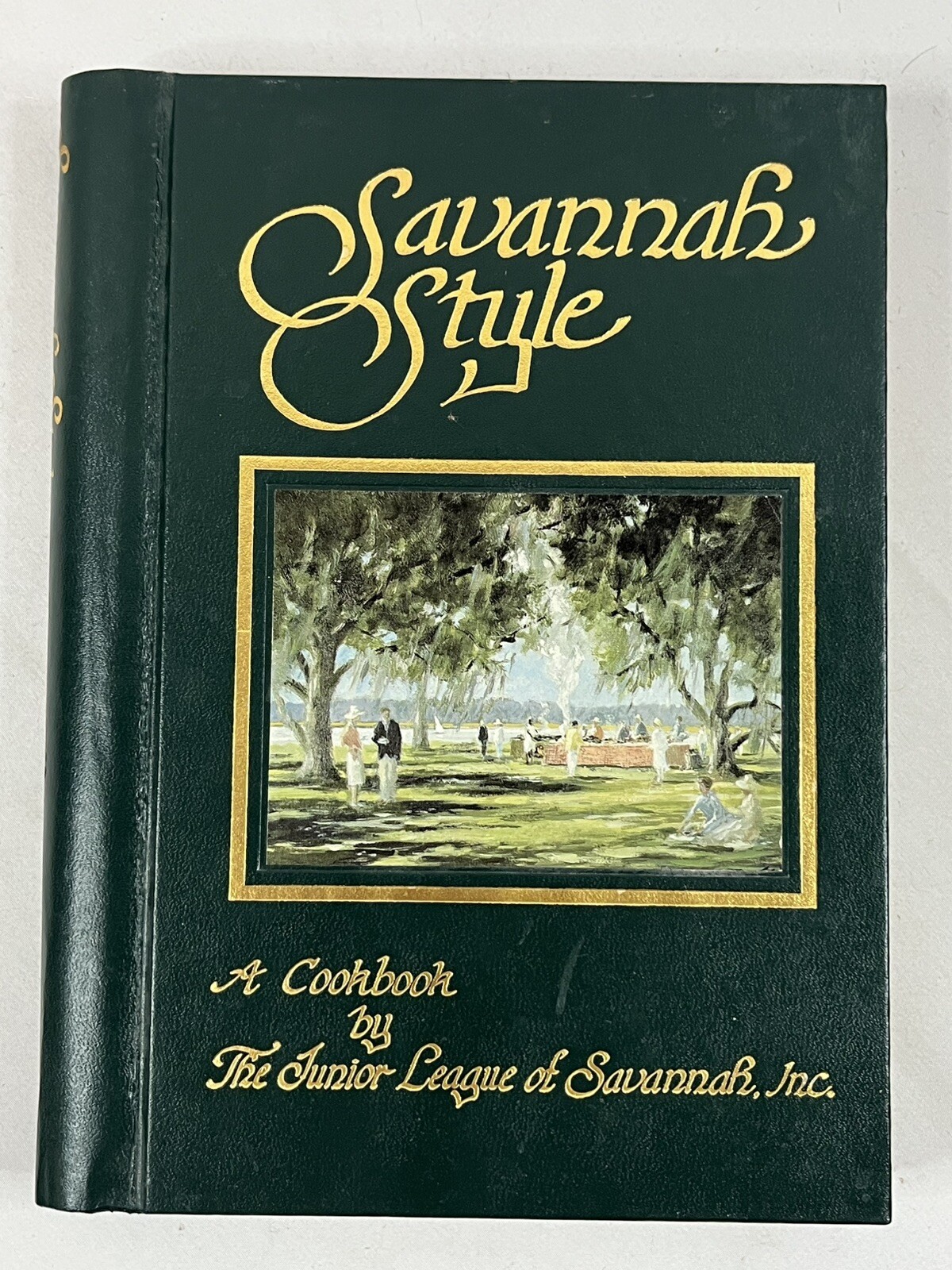 Savannah Style A Cookbook by The Junior League 1980 Hardcover 5th printing