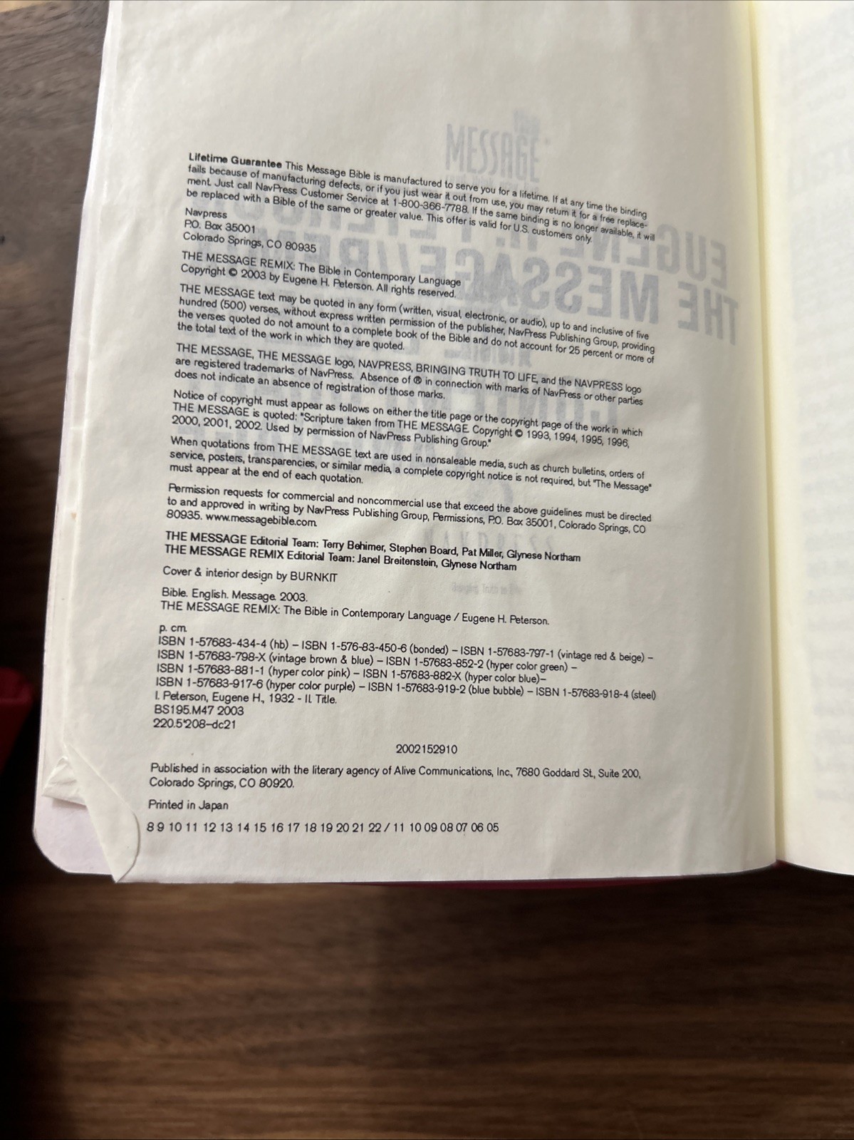 Message Remix 2.0 Bible-MS-Numbered Hypercolor by Eugene H Peterson: Used