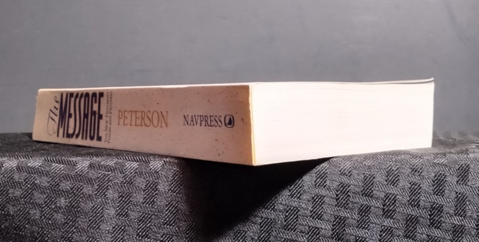 The Message New Testament Psalms Proverbs Contemporary Language Eugene Peterson